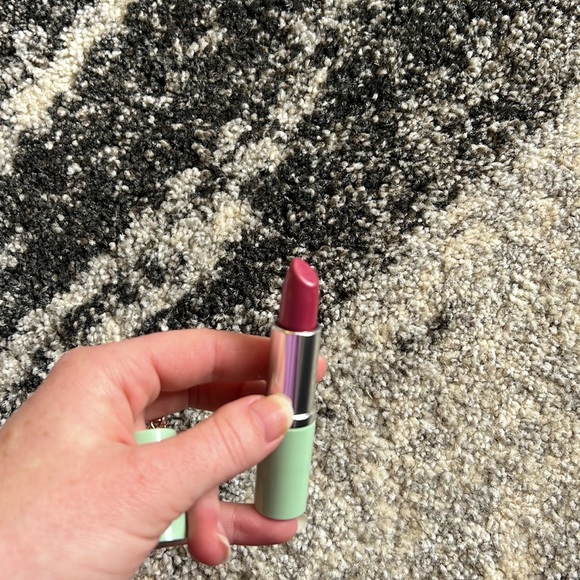 New Clinique Different Lipstick Raspberry Glacé Green Tube Discontinued - Picture 5 of 7